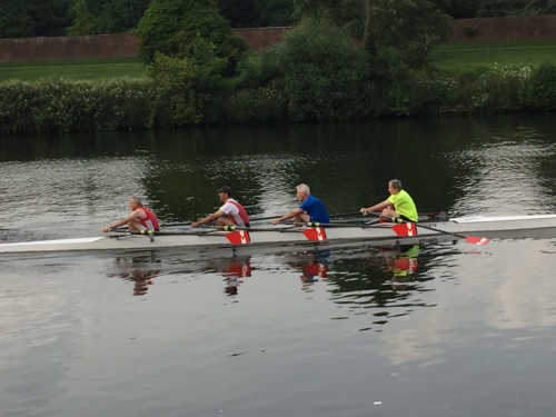 ./Clubregatta17/IMG_0945.jpg