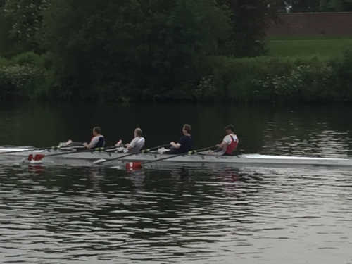 ./Clubregatta17/IMG_0954.jpg